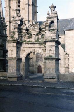 gate