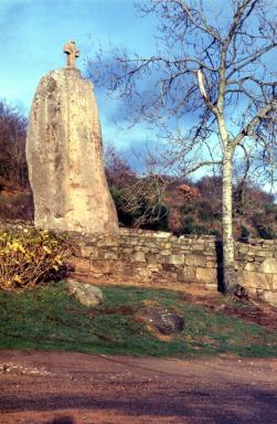 menhir&cross1