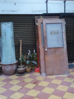 sparedoors