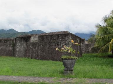 benteng1