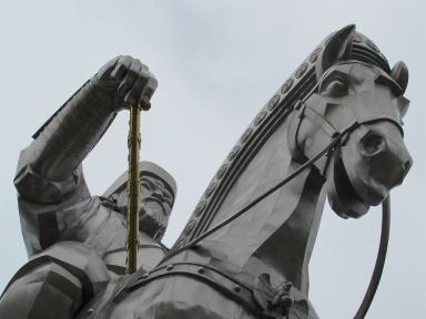 chinggisstatue