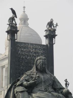 vic&pigeonpoo