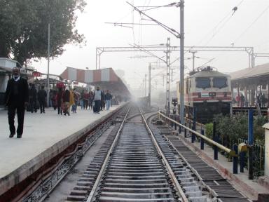 lucknowstn2