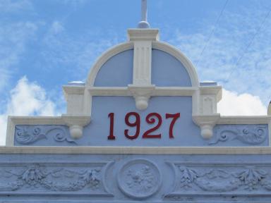 1927