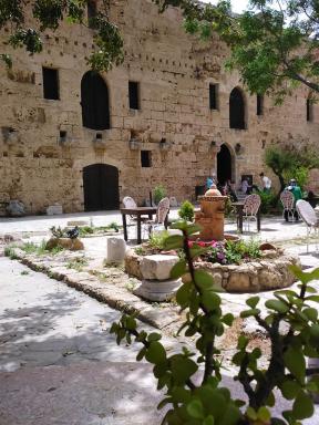 castlecourtyard