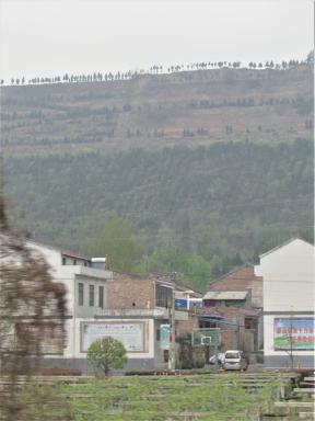 hill&village