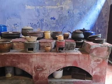 pots