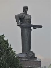 135663