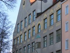 149400