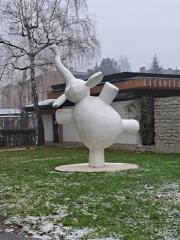 154070